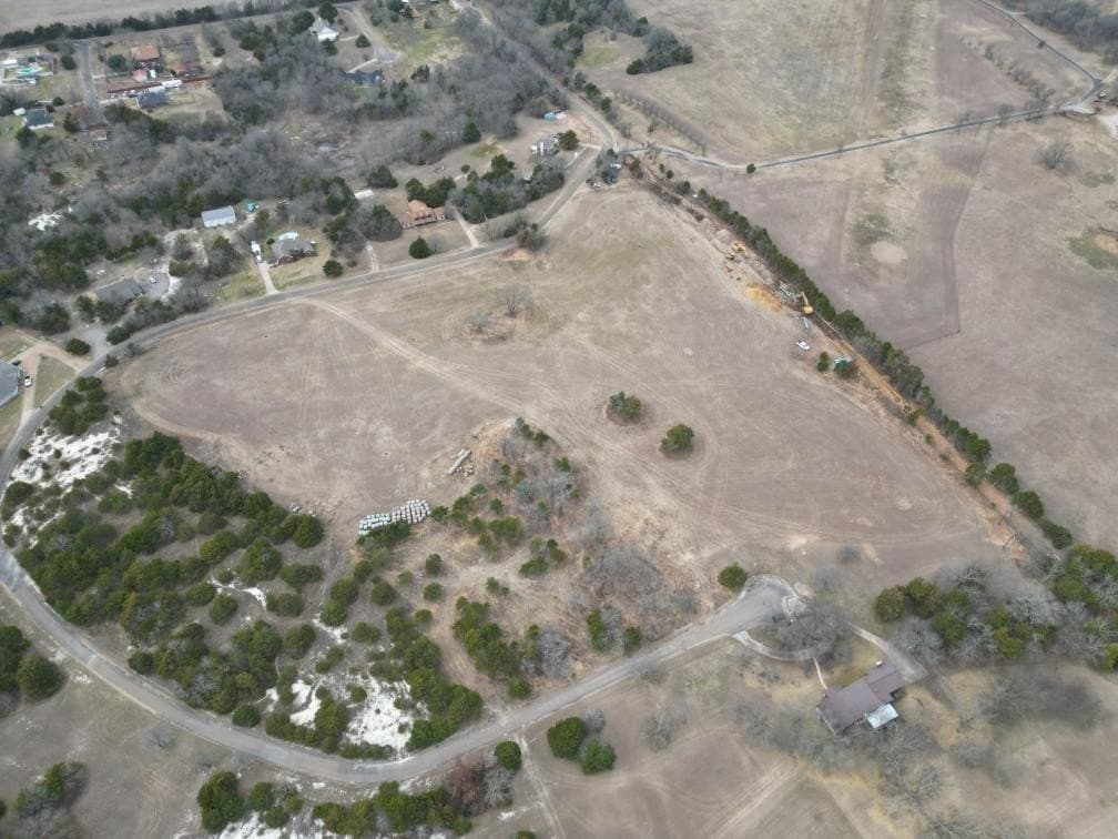 1.72 acres in Ellis County - photo 7