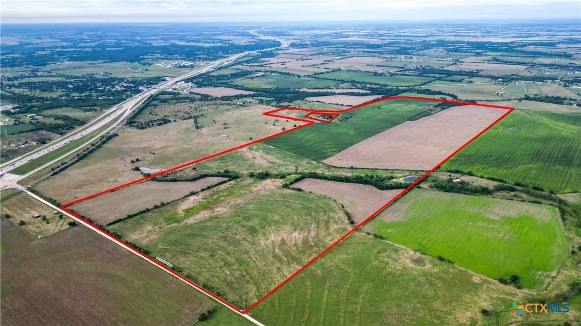 290.82 acres in Falls County - photo 9