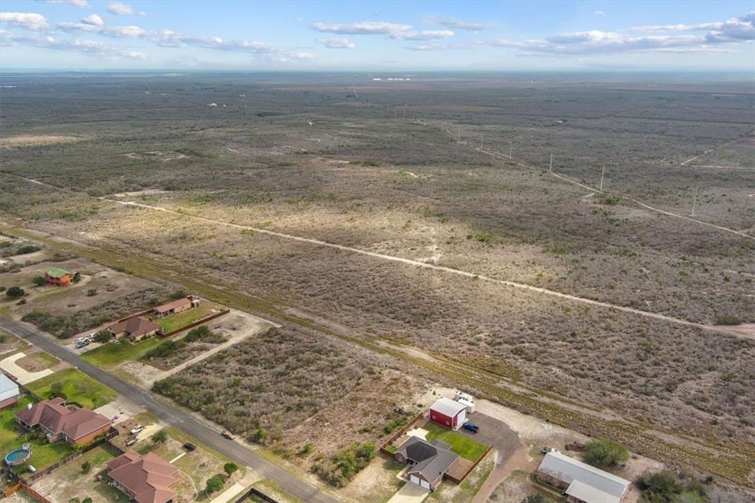 0.5 acres in Live Oak County - photo 5