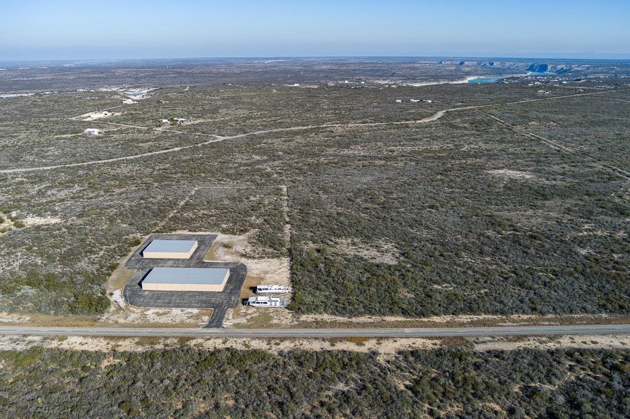 98.97 acres in Val Verde County - photo 36