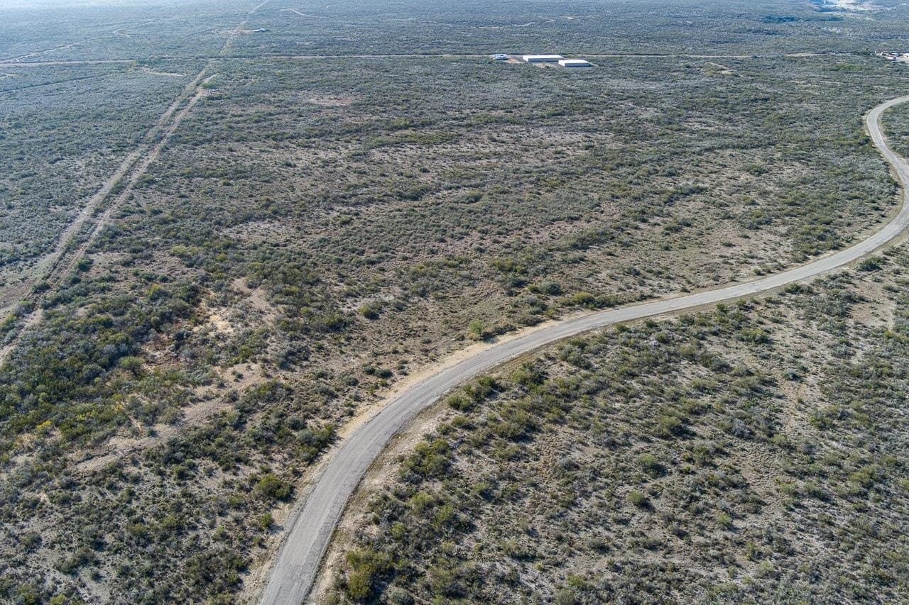 98.97 acres in Val Verde County - photo 16