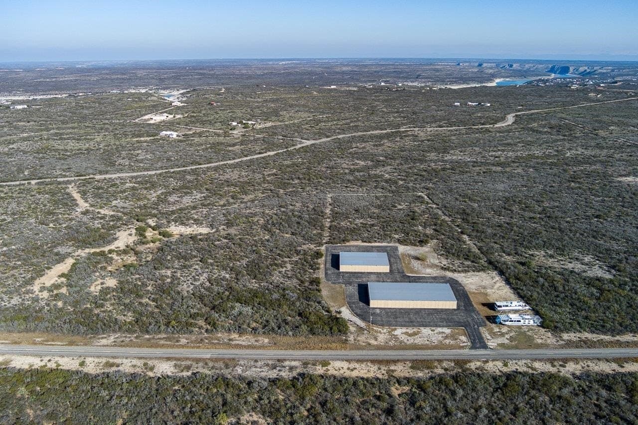 98.97 acres in Val Verde County - photo 10
