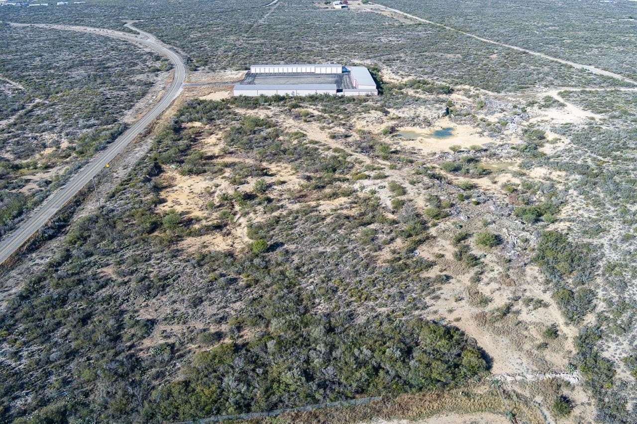 98.97 acres in Val Verde County - photo 33