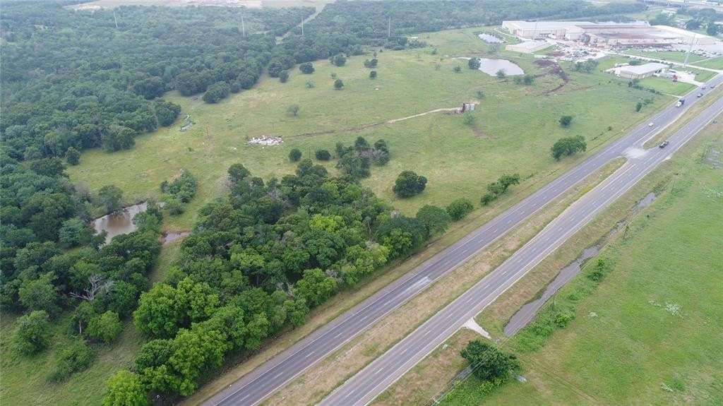47.59 acres in Navarro County - photo 3