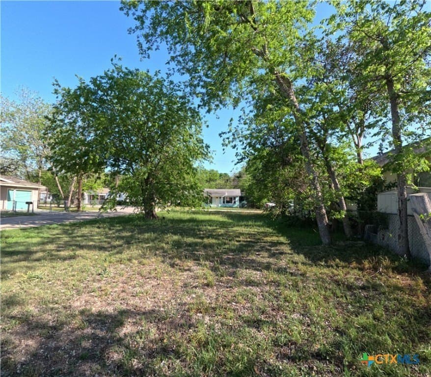 0.11 acres in Guadalupe County - photo 5