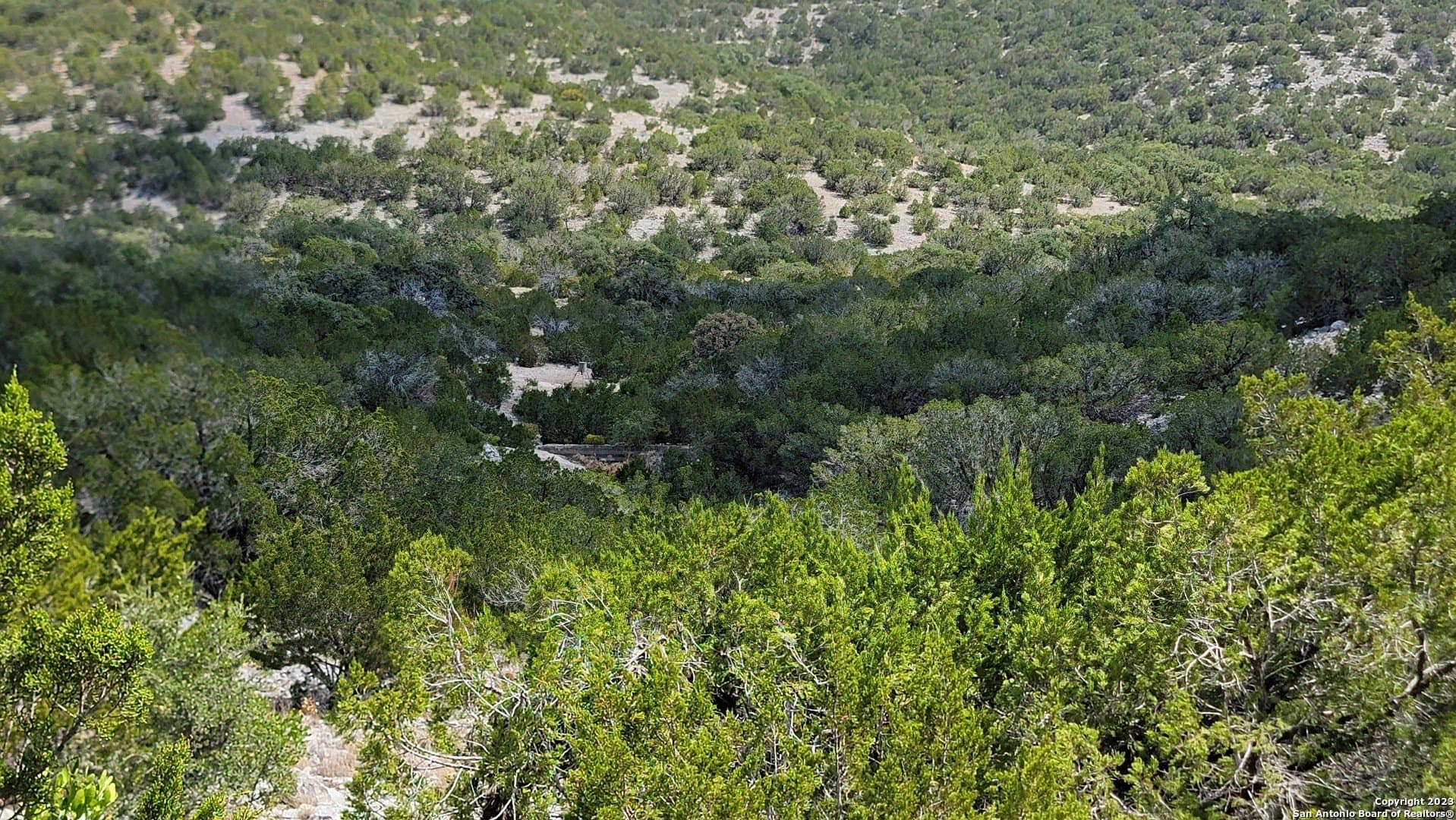 57.84 acres in Edwards County - photo 6
