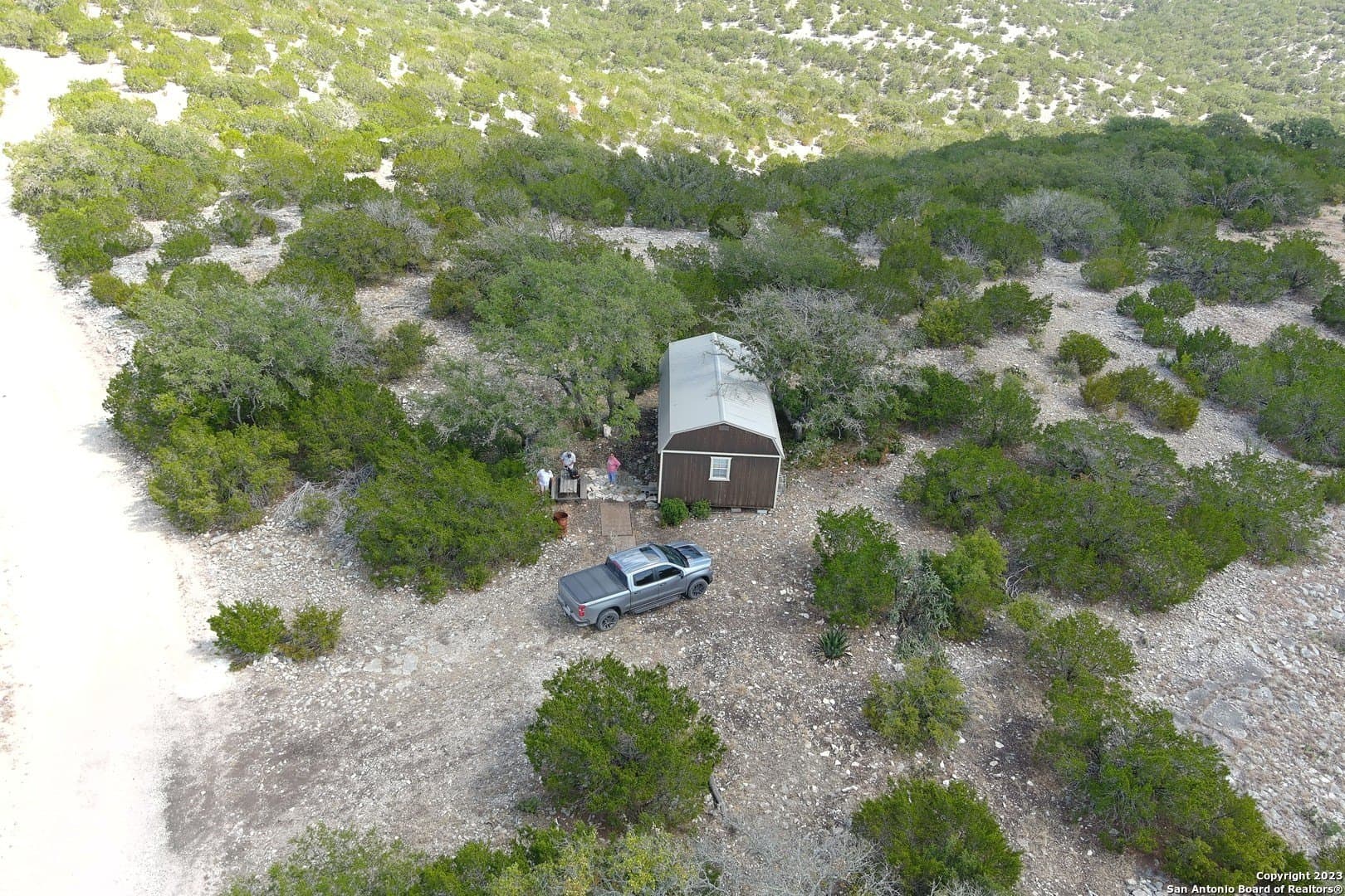 57.84 acres in Edwards County - photo 16