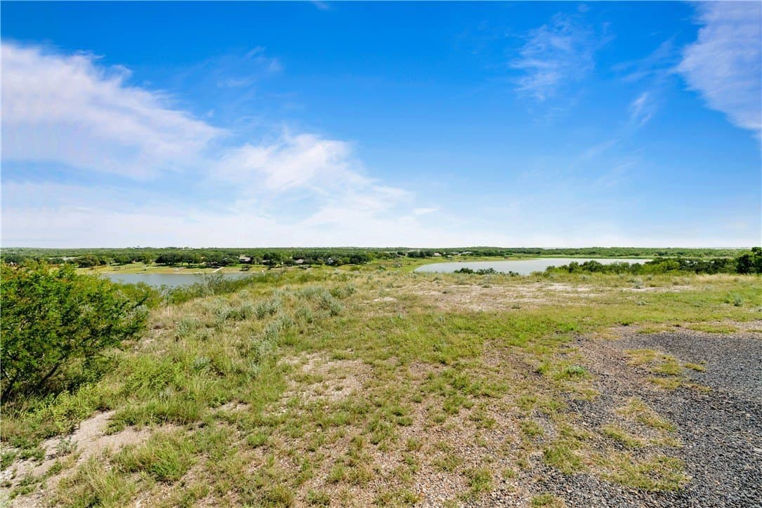 2 acres in Live Oak County - photo 5