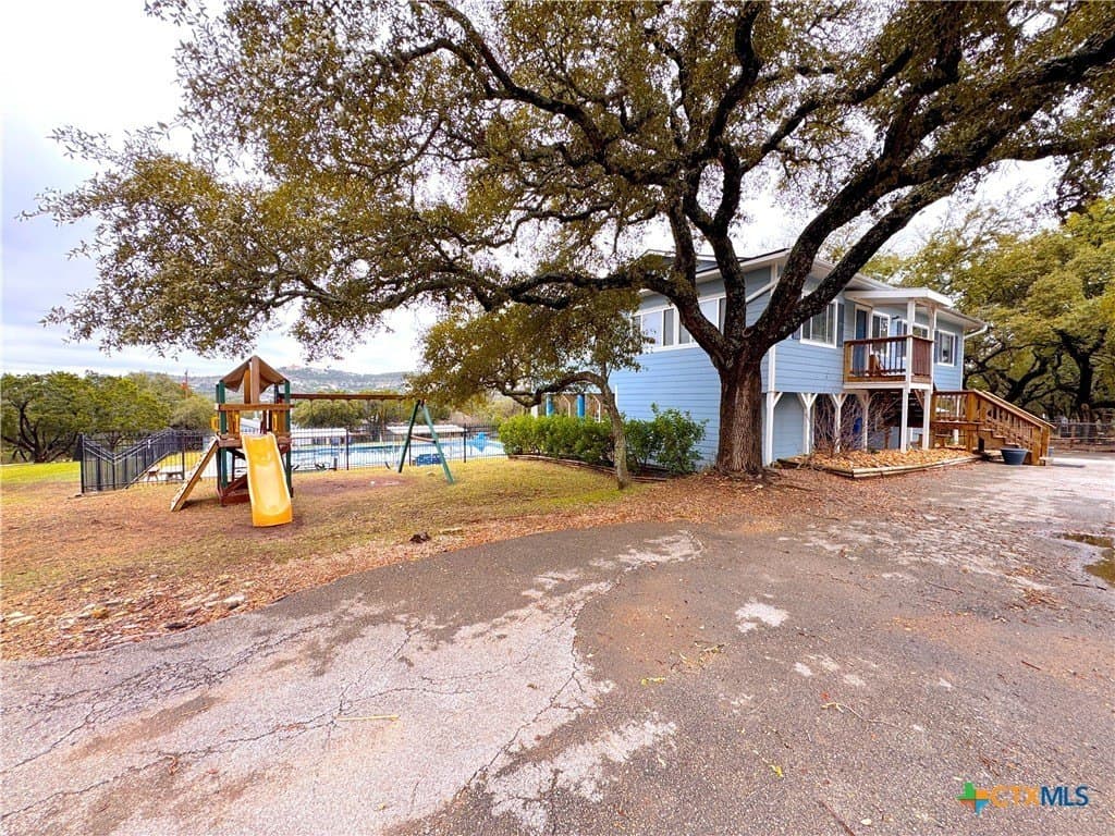 0.23 acres in Comal County - photo 16