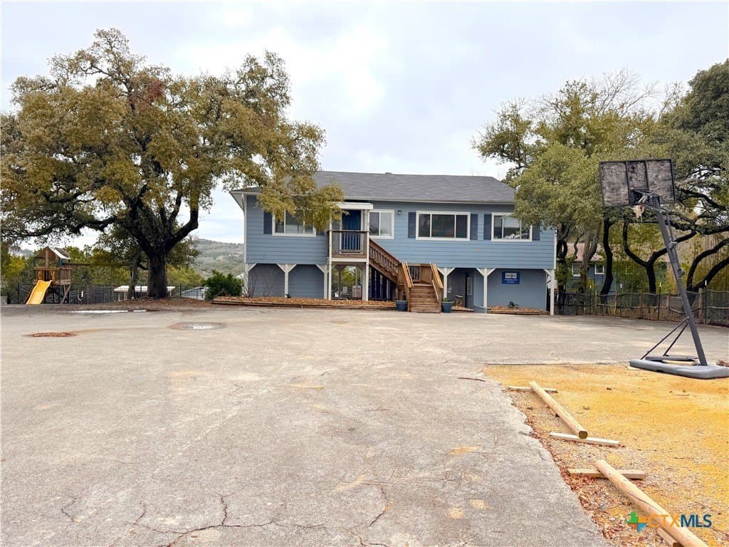 0.23 acres in Comal County - photo 12