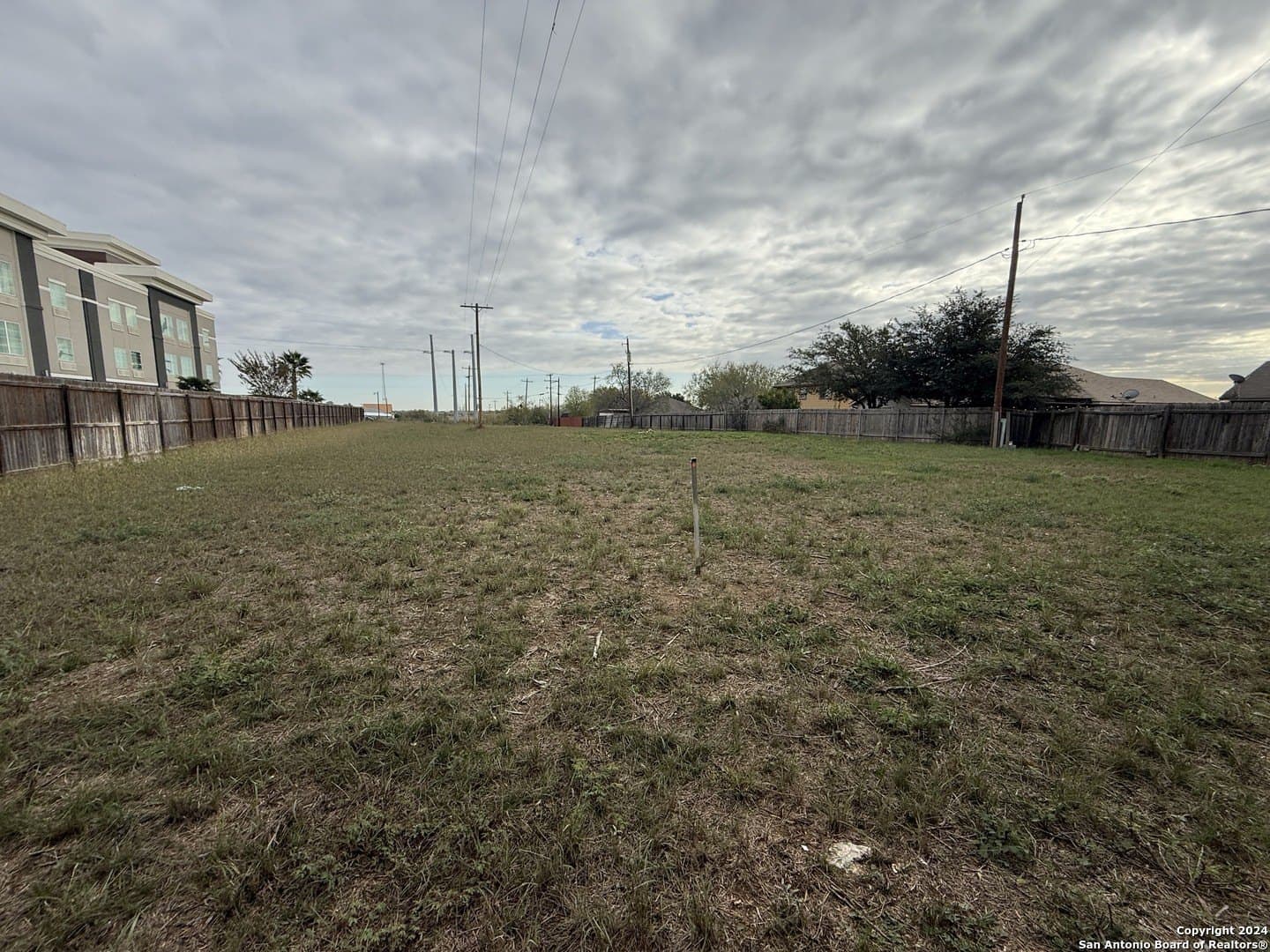 0.73 acres in Atascosa County - photo 4