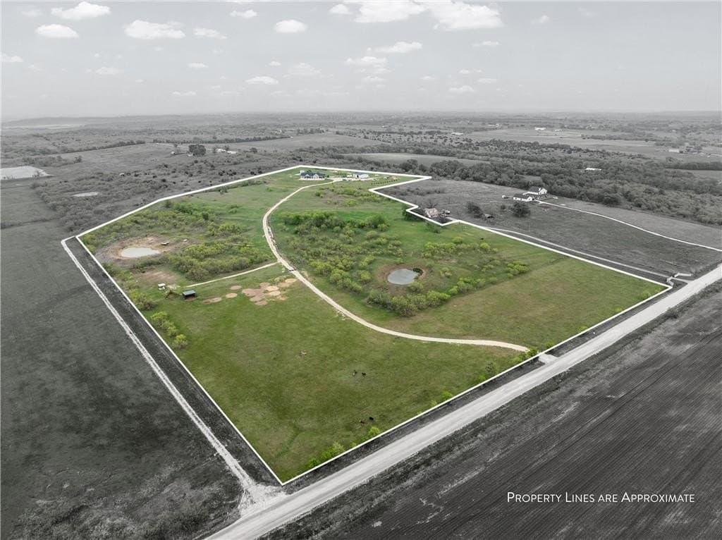 36.41 acres in McLennan County - photo 2