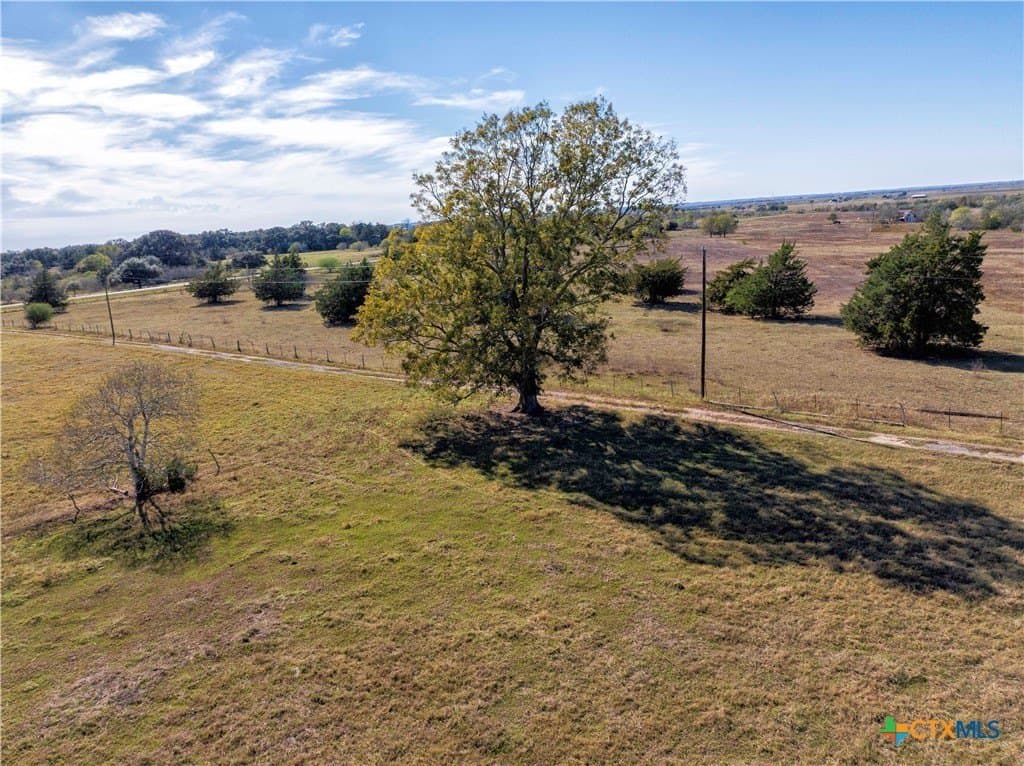 25.58 acres in Lavaca County - photo 5