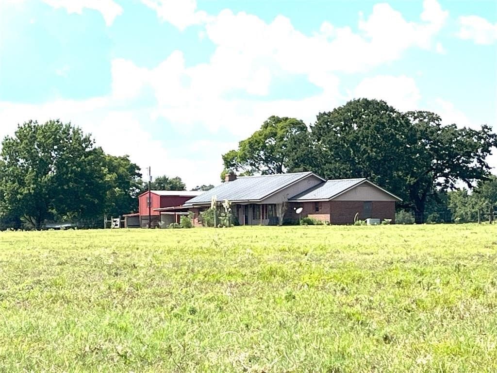 10.02 acres in Freestone County - photo 3