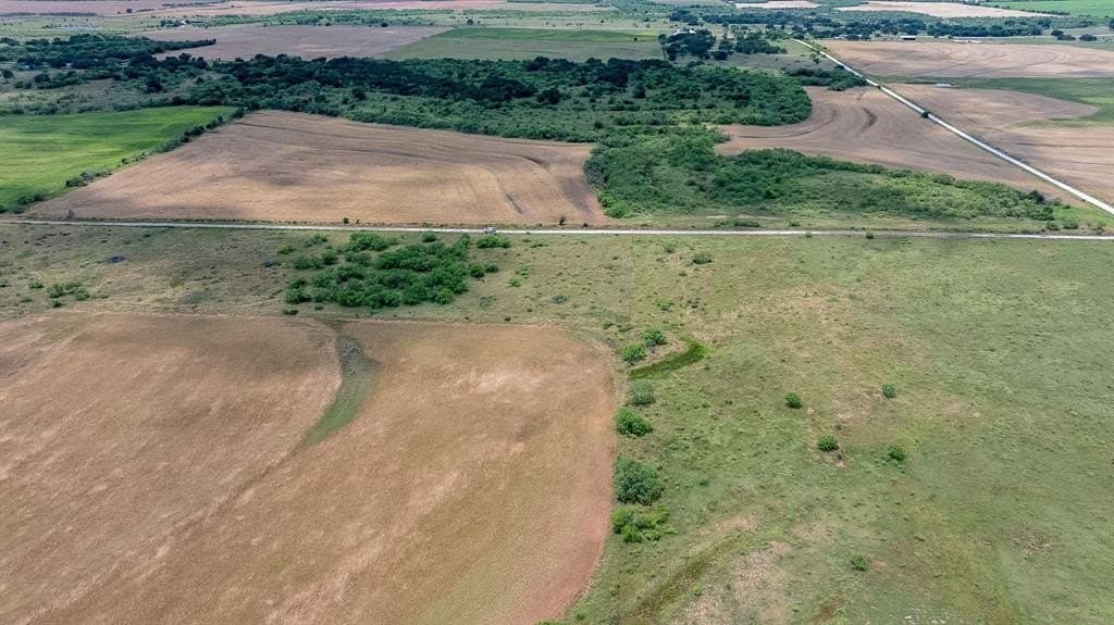 10 acres in Young County - photo 13