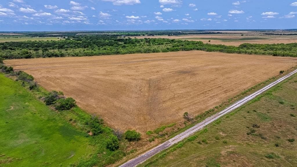 10 acres in Young County - photo 5