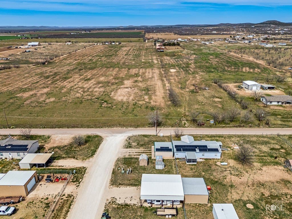 33.18 acres in Tom Green County - photo 6