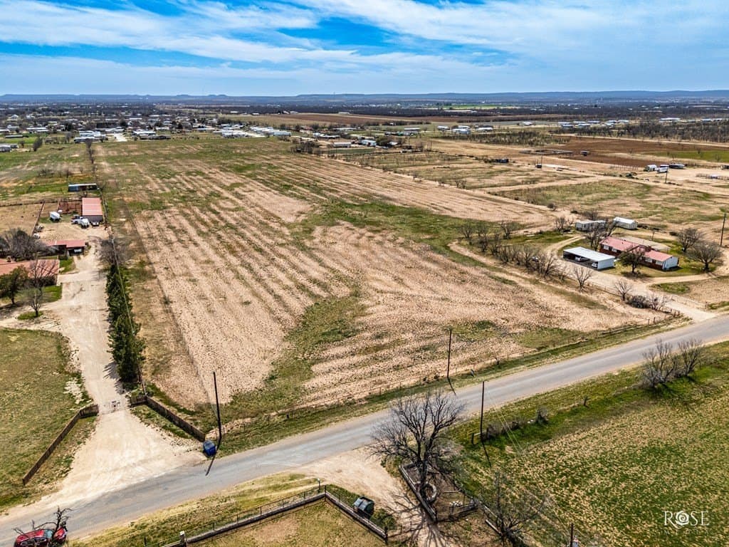 33.18 acres in Tom Green County - photo 10