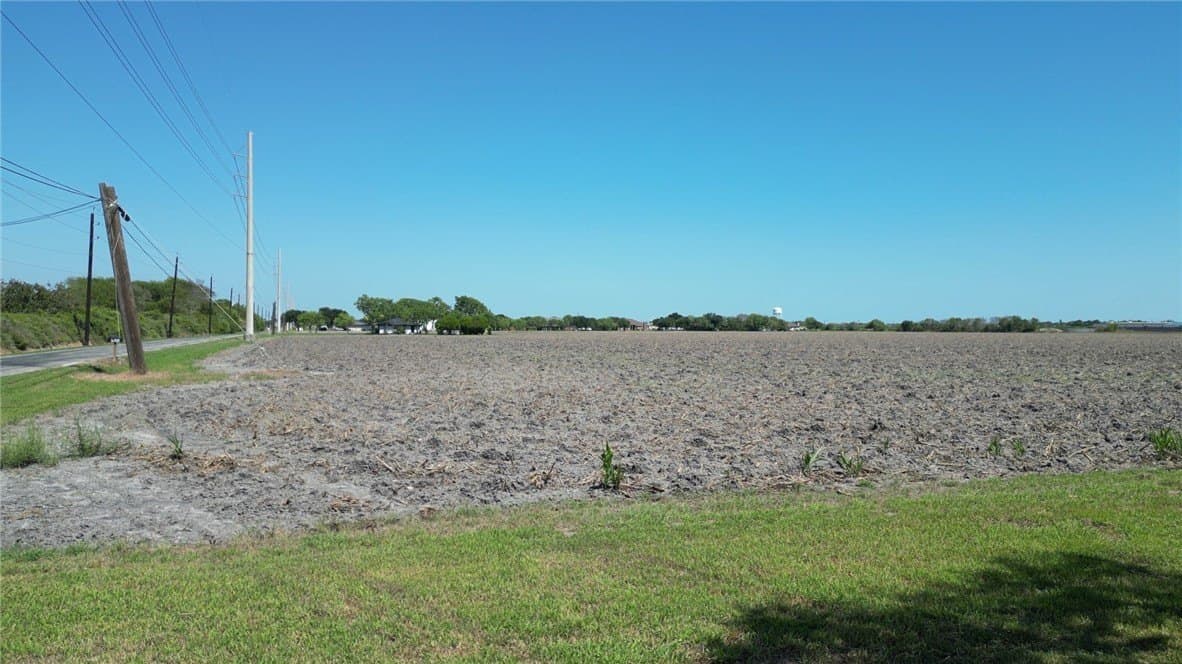 1.92 acres in San Patricio County - photo 10