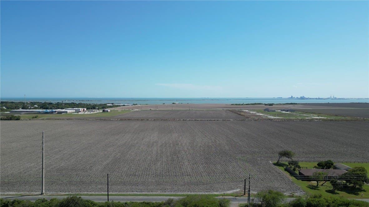 1.92 acres in San Patricio County - photo 6