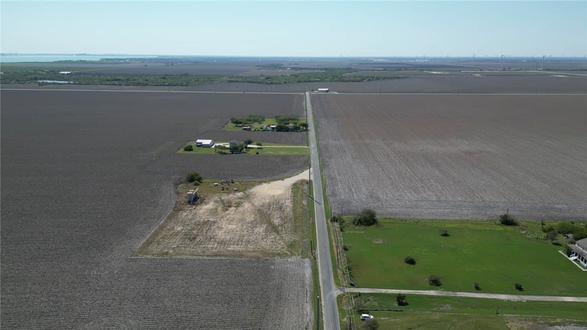 1.92 acres in San Patricio County - photo 9