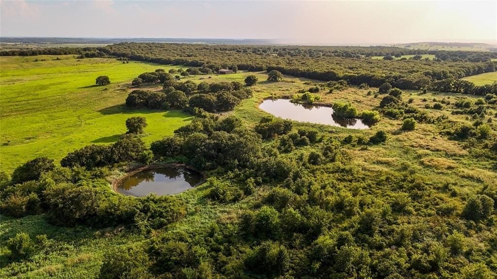 1,137.05 acres in Clay County - photo 2
