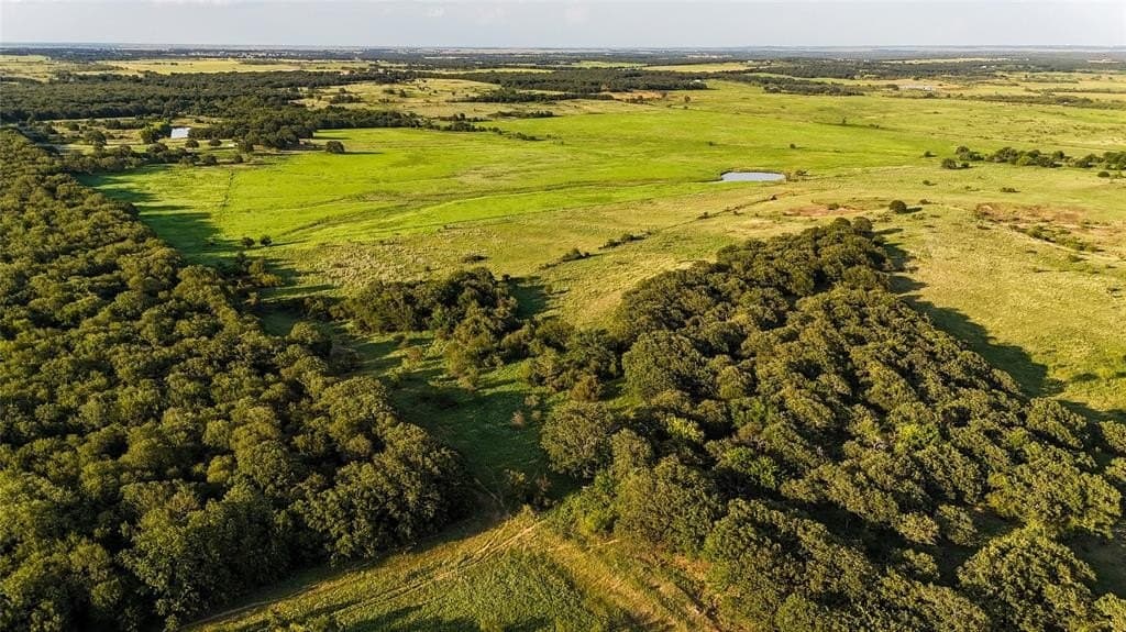 1,137.05 acres in Clay County - photo 32