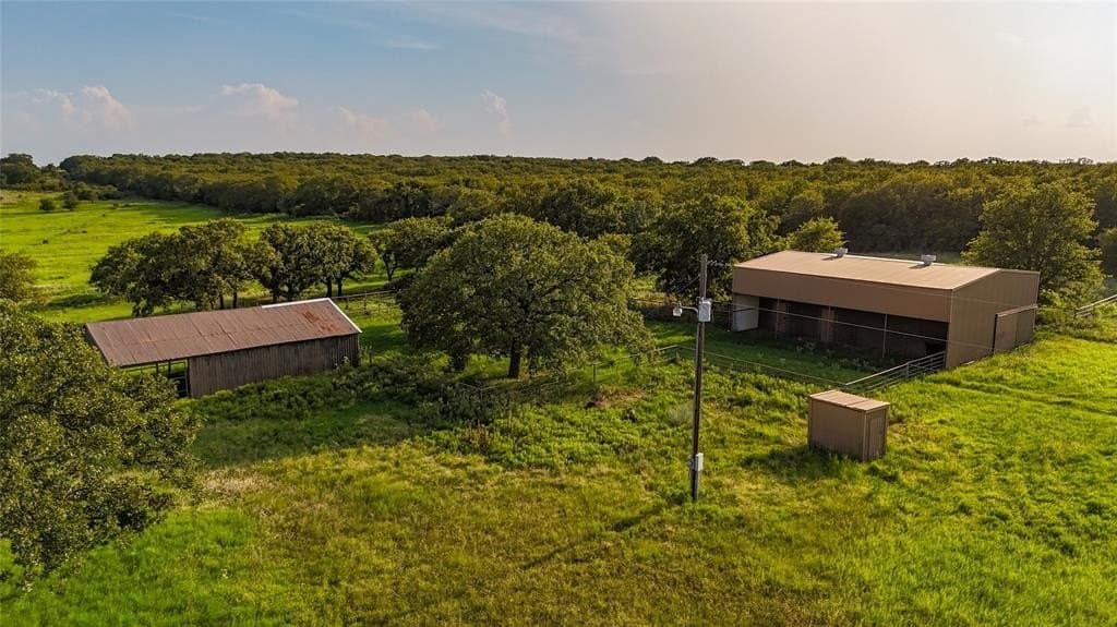 1,137.05 acres in Clay County - photo 4