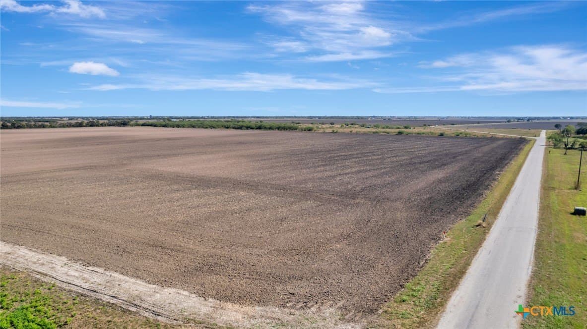 57.54 acres in Victoria County - photo 10