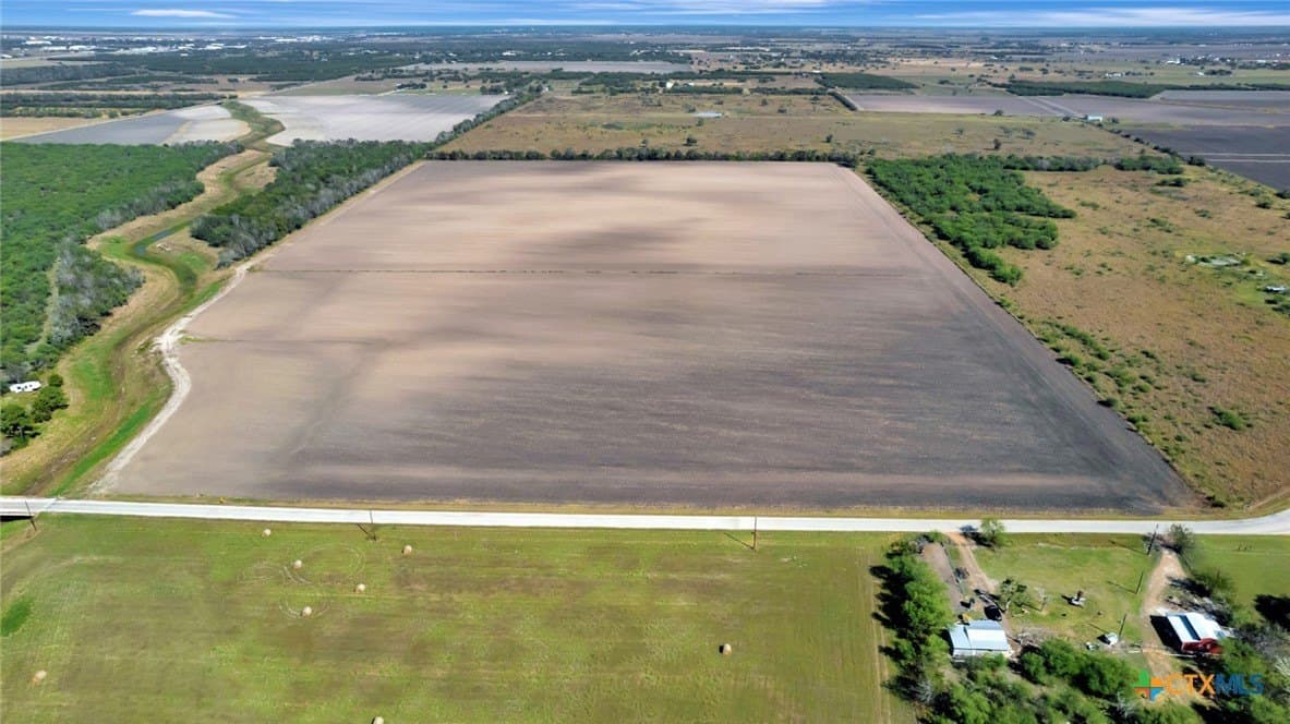 57.54 acres in Victoria County - photo 13