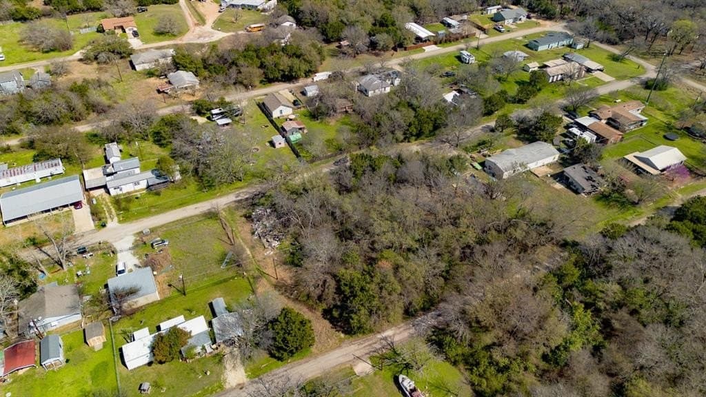 0.18 acres in Hill County - photo 5
