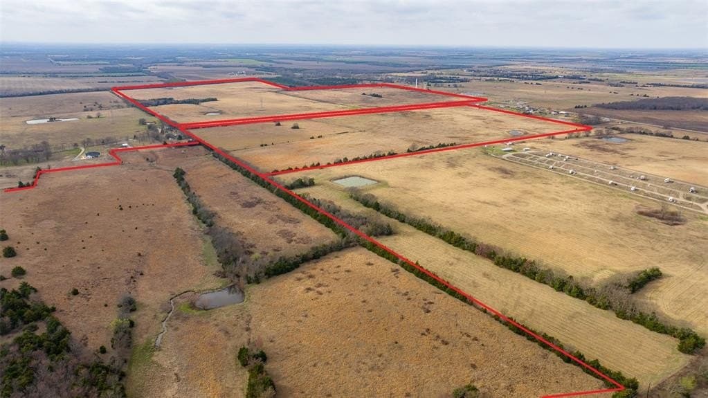 567.14 acres in Lamar County - photo 3