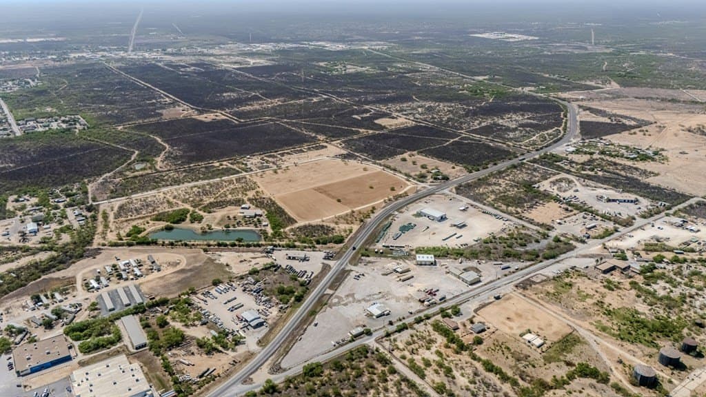 384,112 acres in Dimmit County - photo 50