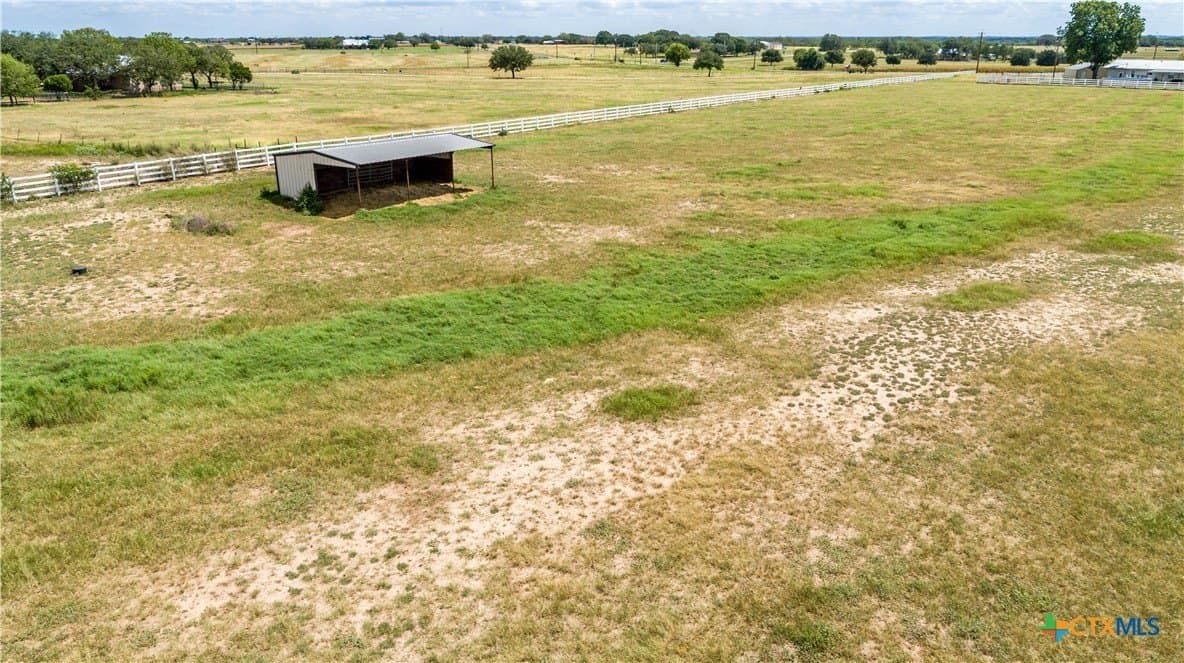 32.32 acres in Guadalupe County - photo 5