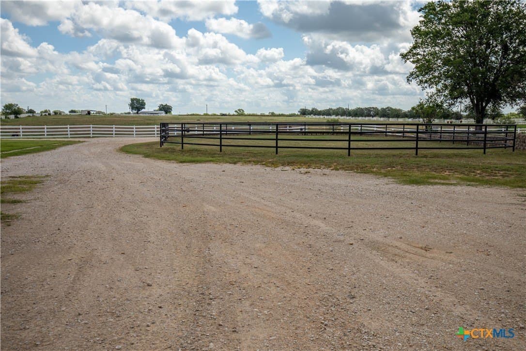 32.32 acres in Guadalupe County - photo 21