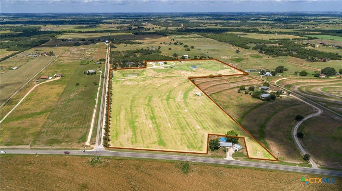 32.32 acres in Guadalupe County - photo 6