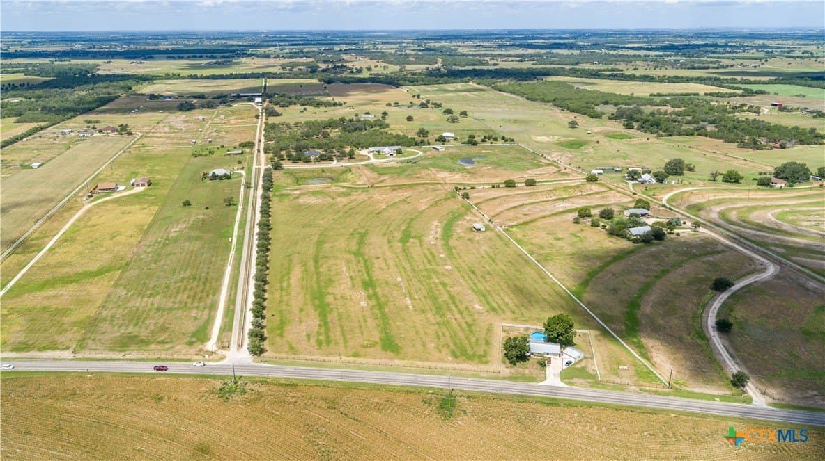 32.32 acres in Guadalupe County - photo 7