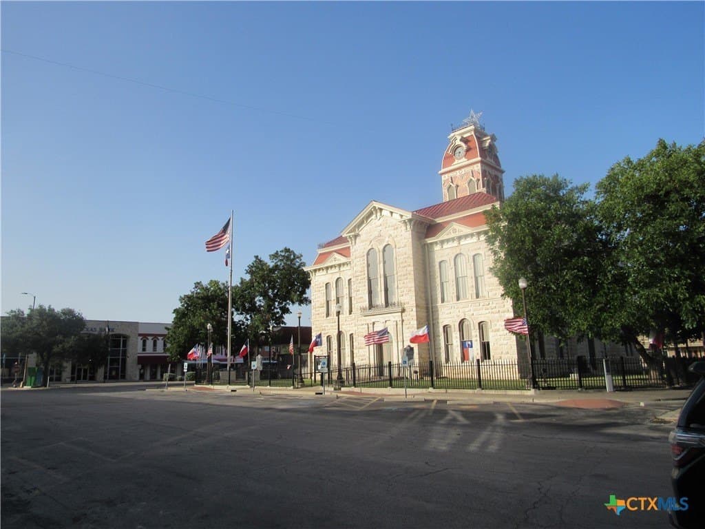 20 acres in Lampasas County - photo 31