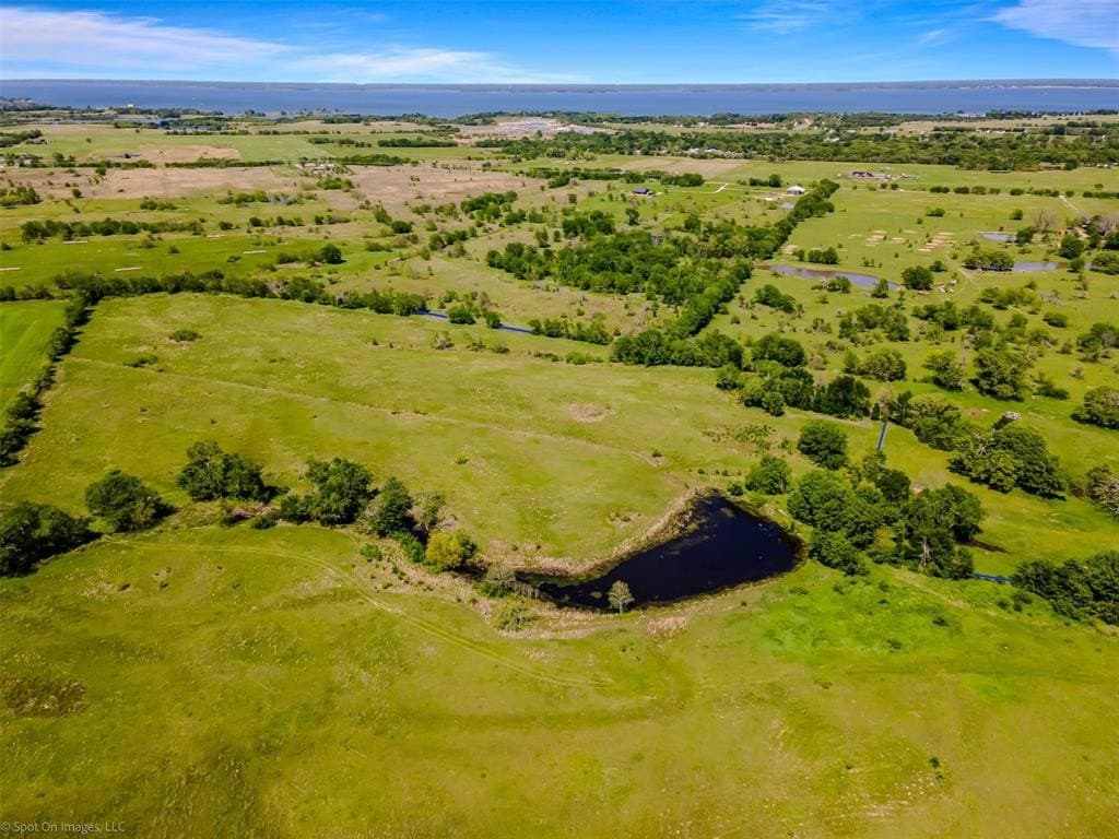 20 acres in Van Zandt County - photo 2