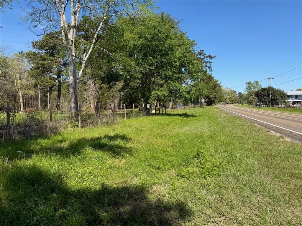 3.06 acres in Tyler County - photo 32