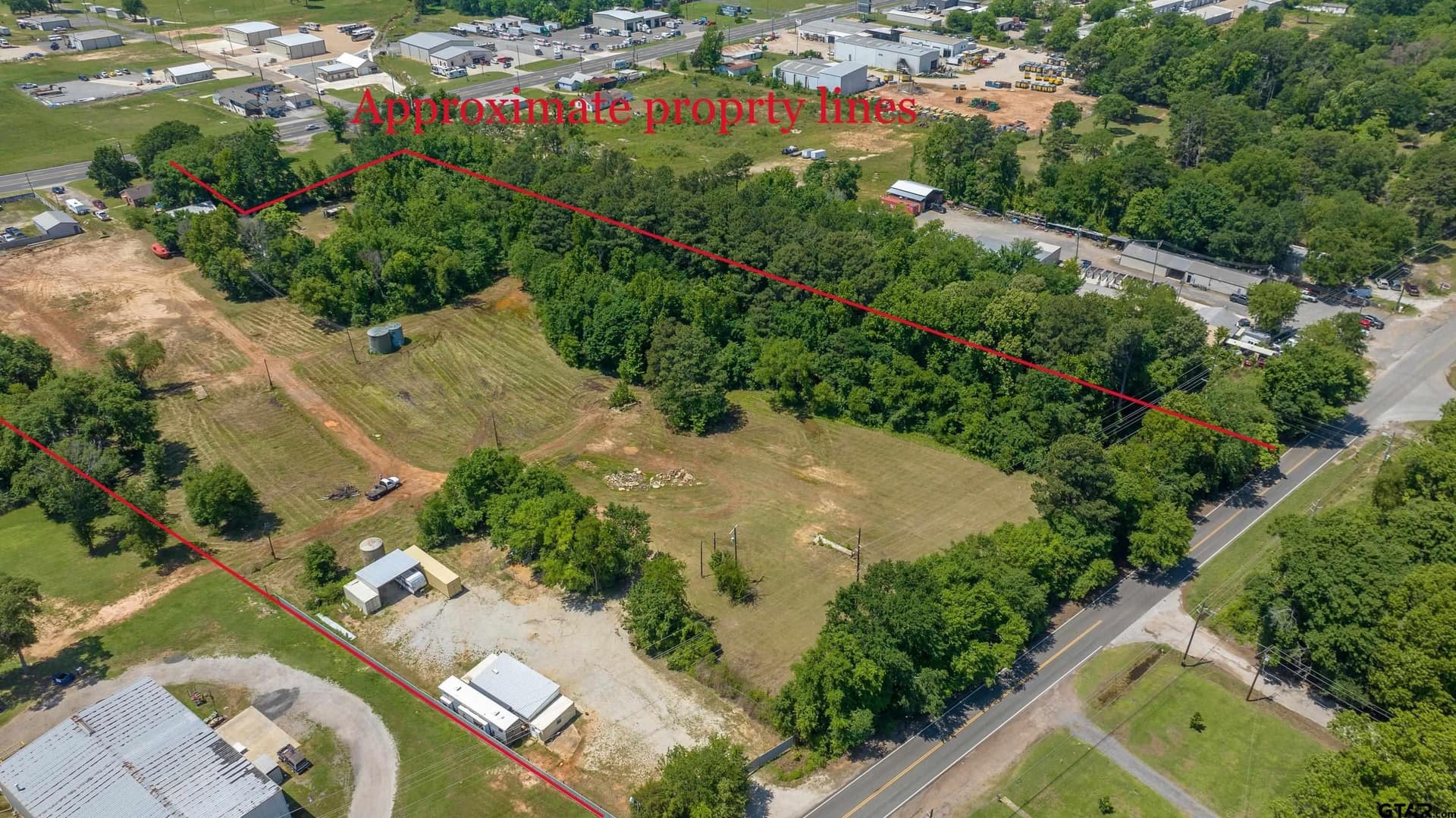 11.96 acres in Gregg County - photo 2