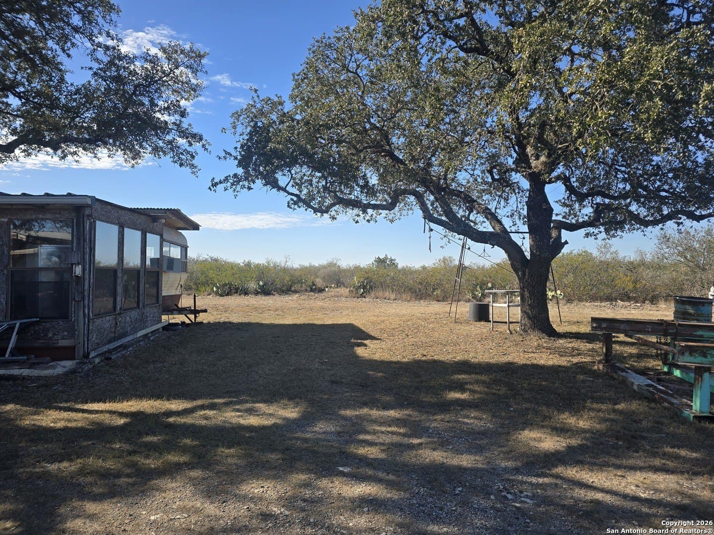 40.33 acres in Uvalde County - photo 2