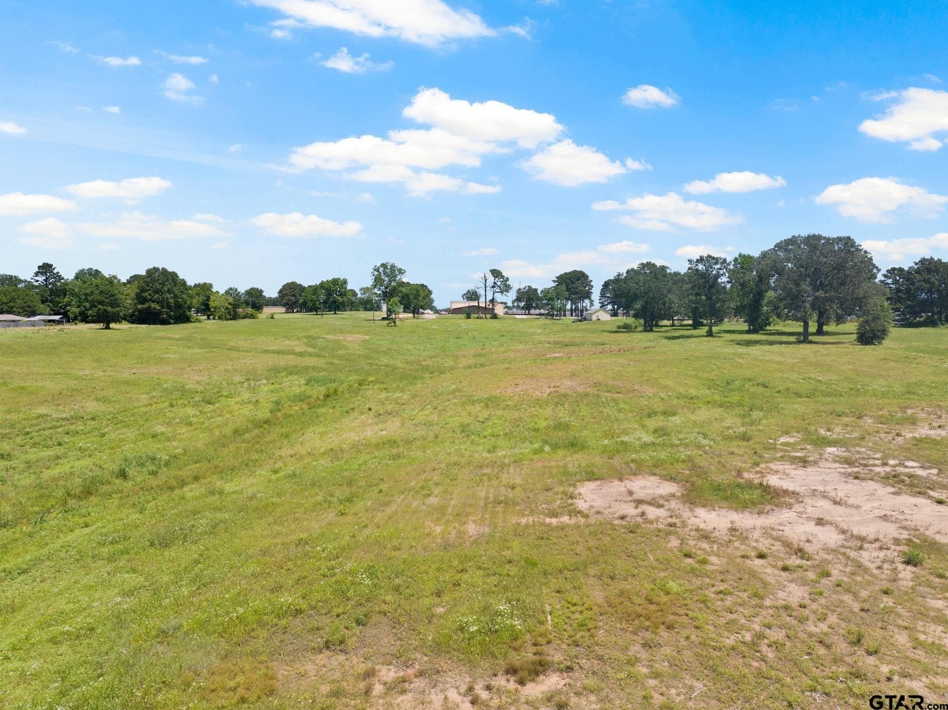 10 acres in Titus County - photo 17