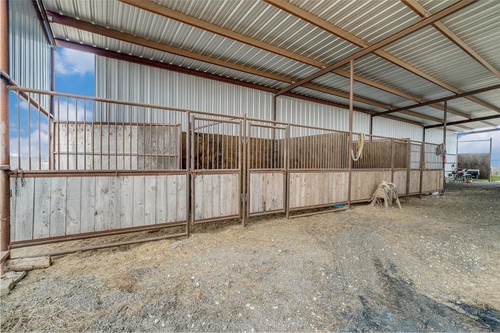 16.5 acres in Hill County - photo 12