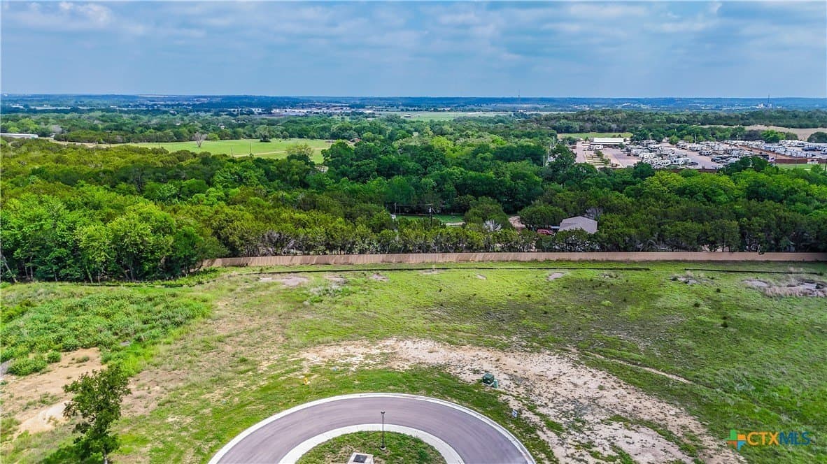 0.94 acres in Bell County - photo 2