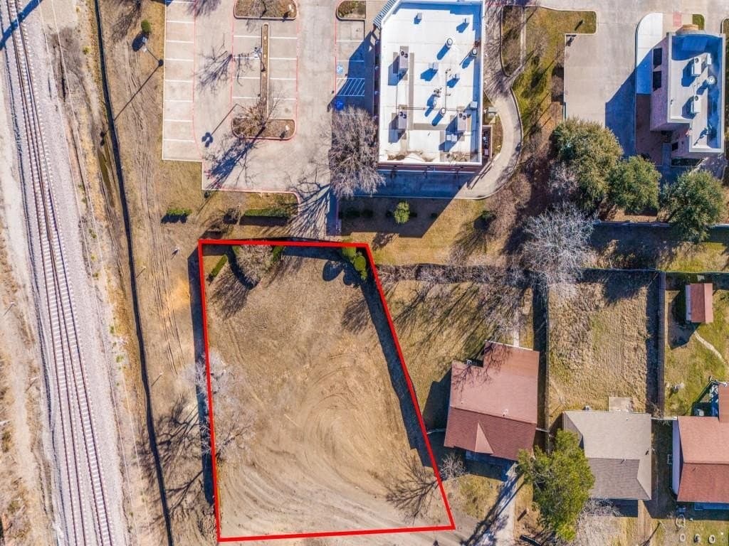 0.35 acres in Dallas County - photo 4