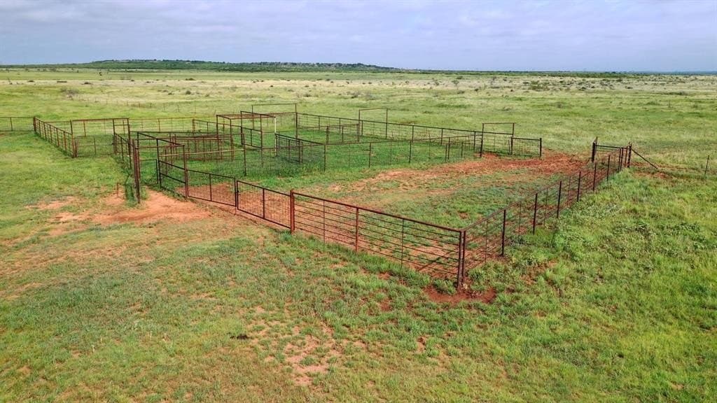 928 acres in Archer County - photo 4