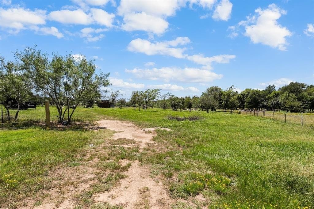 8.4 acres in Van Zandt County - photo 11