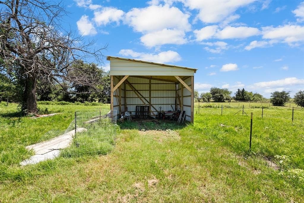 8.4 acres in Van Zandt County - photo 2