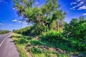 1.04 acres in Comal County - photo 3
